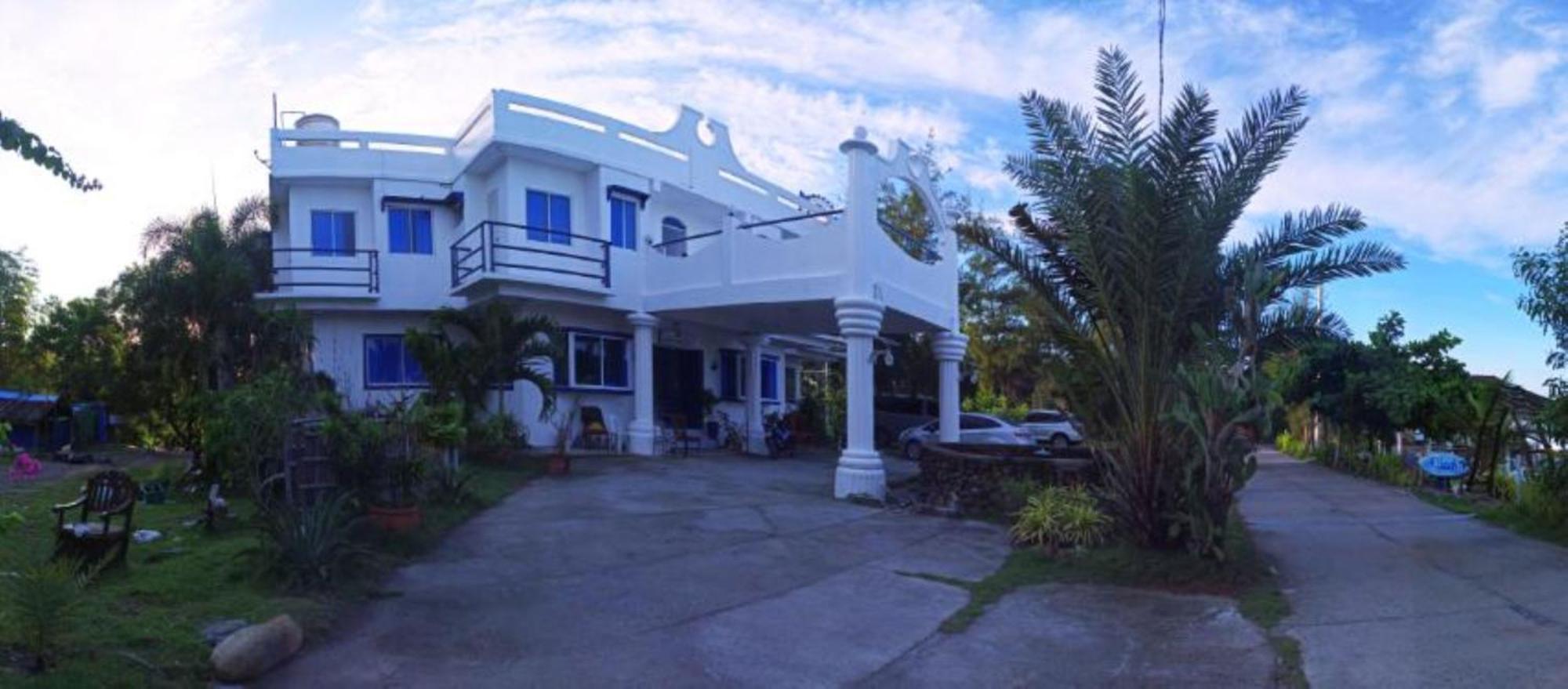 Club Monet Beachfront Resort By Cocotel Cabangan Exterior foto