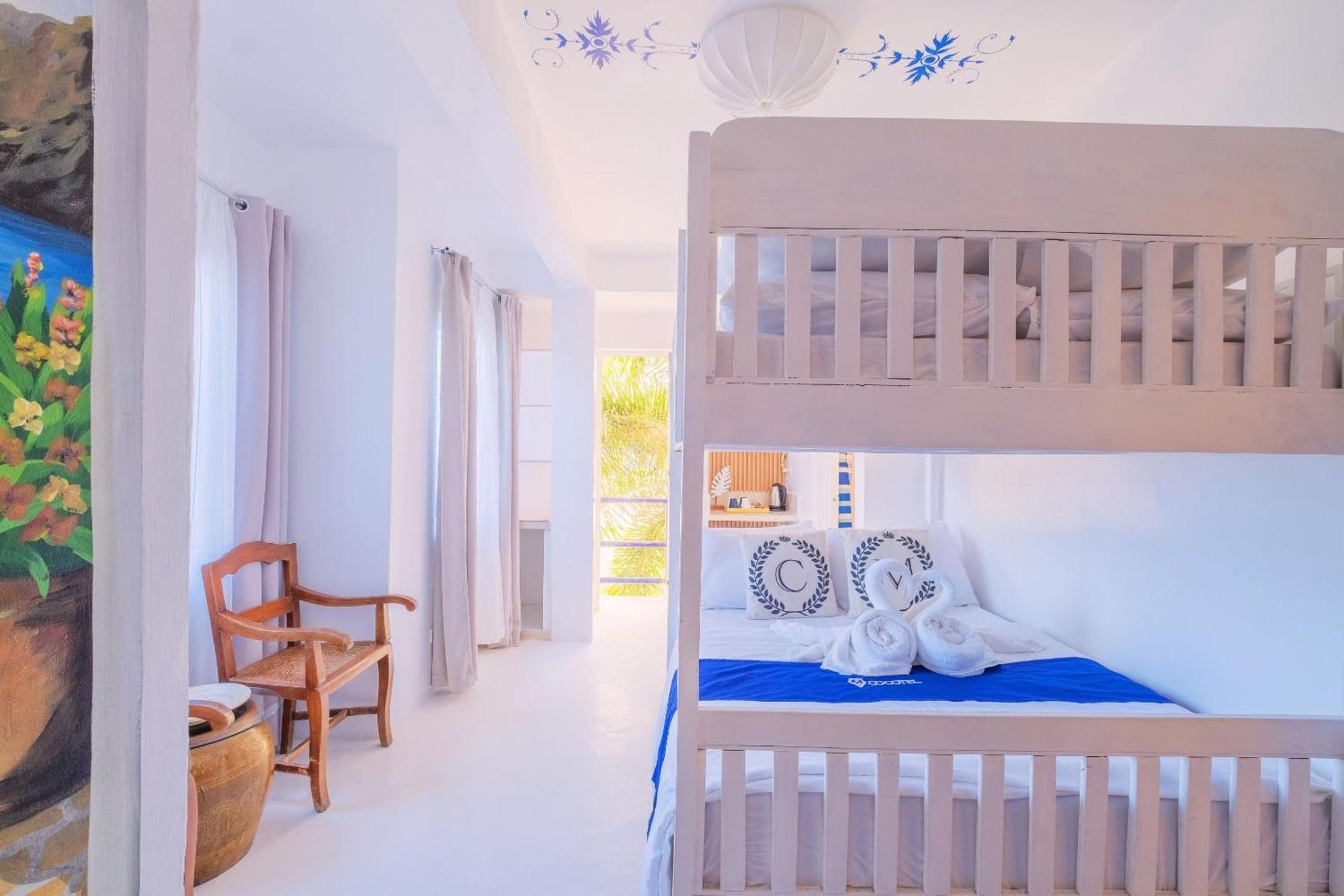 Club Monet Beachfront Resort By Cocotel Cabangan Habitación foto