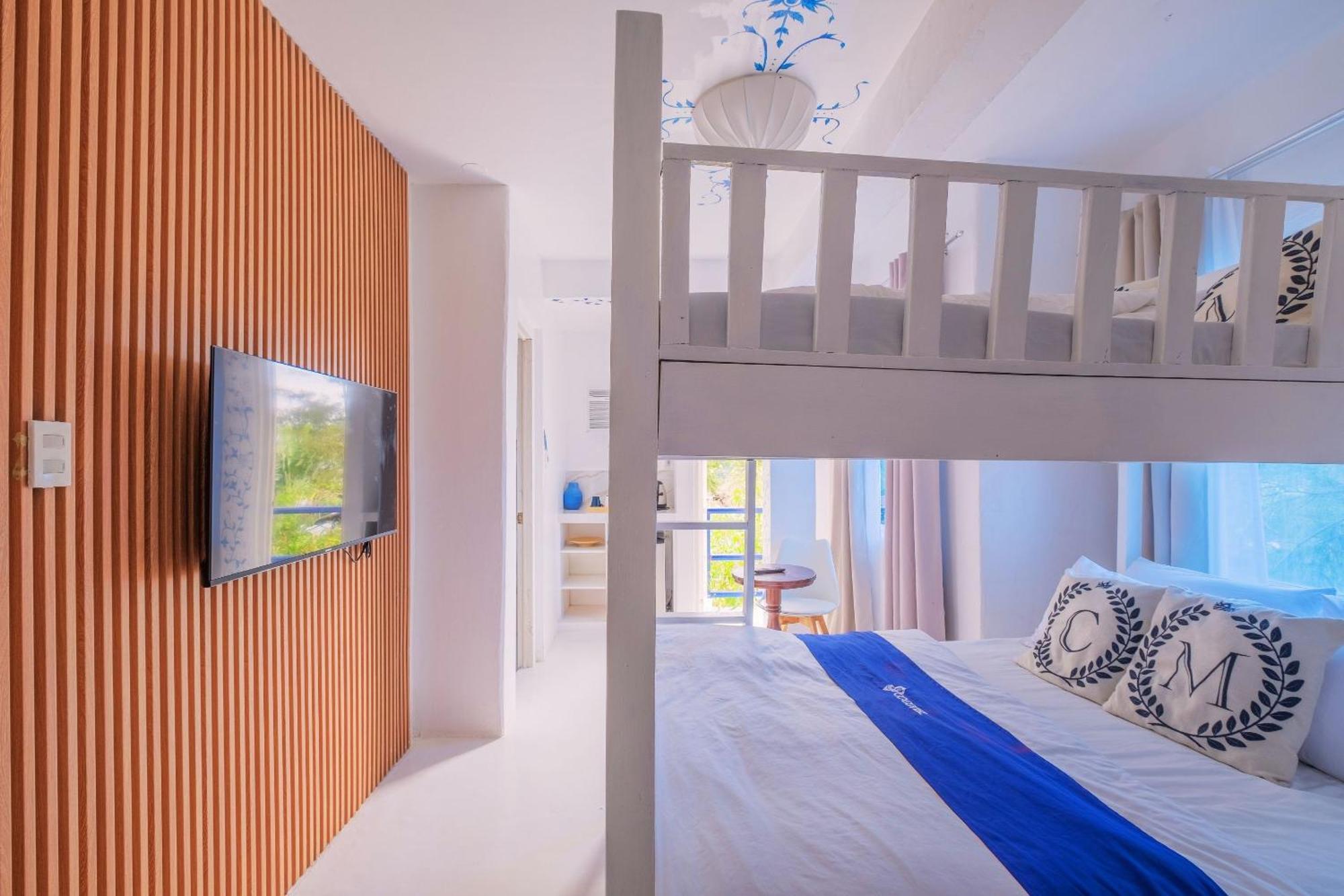 Club Monet Beachfront Resort By Cocotel Cabangan Habitación foto